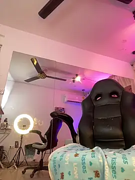 Auri__ live XXX chat