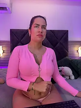 Chat XXX ao vivo de Zafira_Alabi