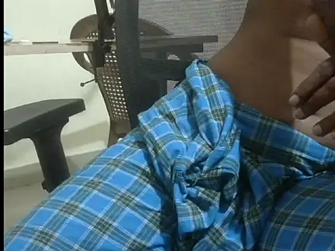 Webkamerová show tamil_camguy