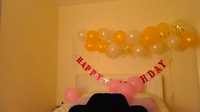 Chat +18 de switchykitty ao vivo