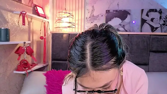 Im-Lola Live XXX-Chat