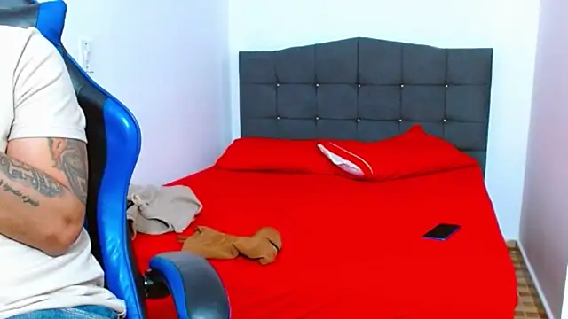 big--boss Live XXX-chat