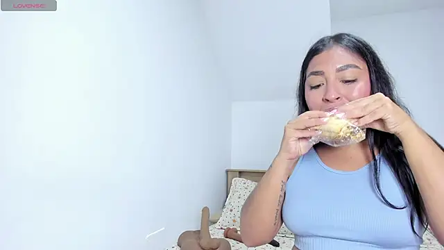 XXX chat uživo modela marywhitee__