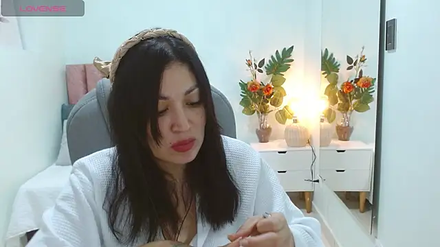 XXX chat uživo modela sophia_hadid