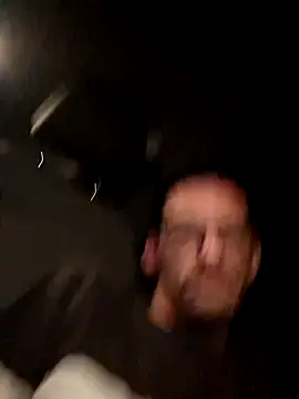 Nzino1983's Webcam Show