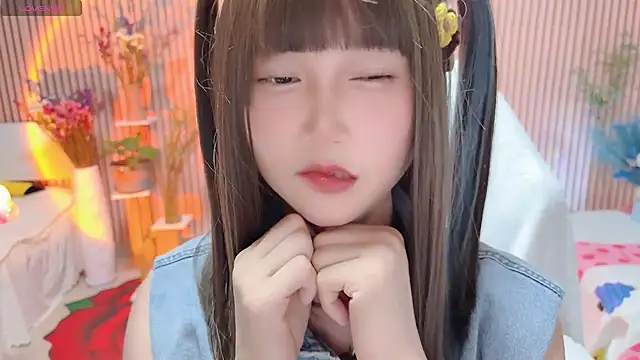 di-or- élő XXX-chatje