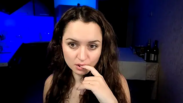 Cerann1 Adlı Modelin Canlı XXX Sohbeti