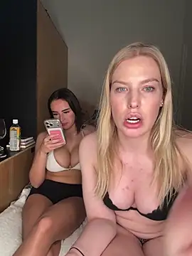 Chloemillerrxx – webcam-show