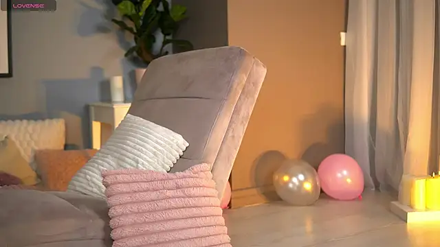 ClassyKatyy Chat XXX live