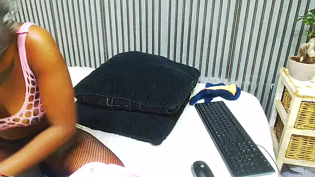 kinkynaghty 网络视讯表演