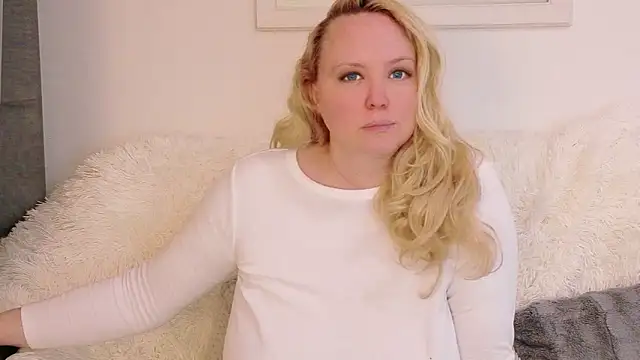 Sarah4you – Naživo XXX chat