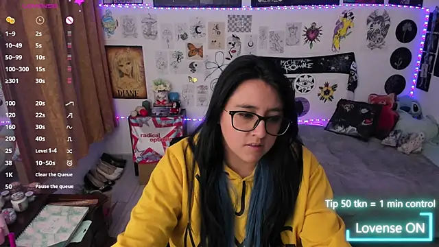 Cherry_blush_ Show in webcam