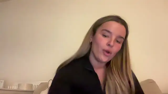 maisiesmithx's Live XXX Chat