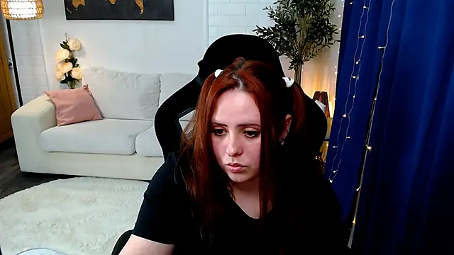 Chat +18 de Hennessy_bunny ao vivo