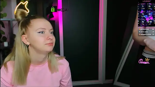 Chatroom XXX en direct de mila_glow1