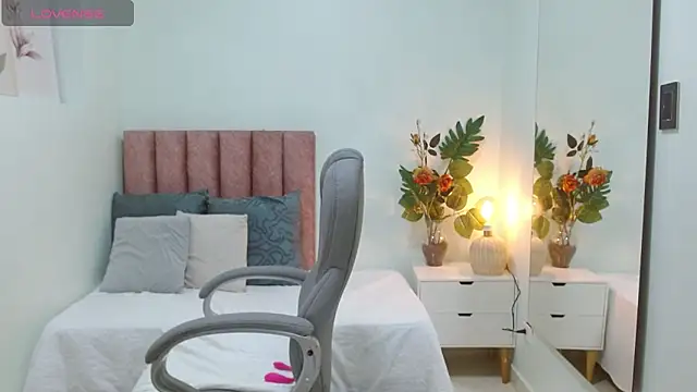 XXX chat uživo modela sophia_hadid