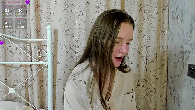 แชท XXX สดของ SunRinglein