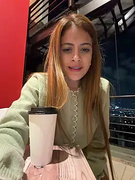 alana15: онлайн-секс-чат