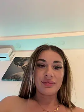 IsabellaEtthan's Live XXX Chat
