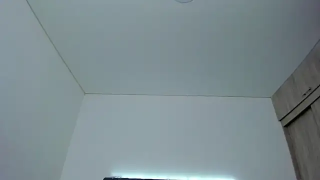 im_sarah34 Live XXX-chat