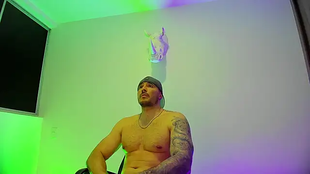 Dagoti: απευθείας συνομιλία ΧΧΧ