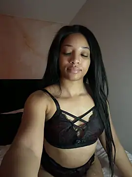 Kira-blazee webcam show