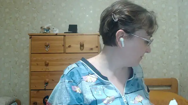 XXX chat uživo modela Smart_Rose