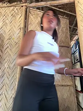 Show Webcam de Juliet_official_pro