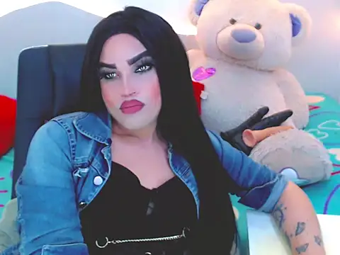 NharaBigCock 在線直播表演