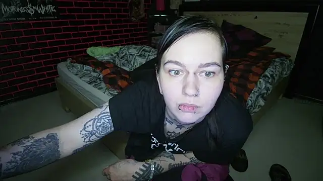 Chat +18 de MoorderxDoll ao vivo