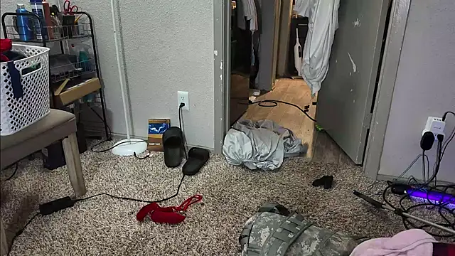 Chat +18 de Triggerhappycj100 ao vivo