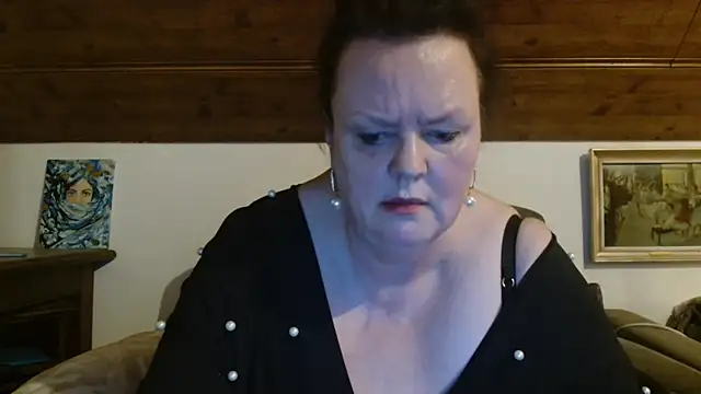 XXX chat uživo modela TiffanyMature