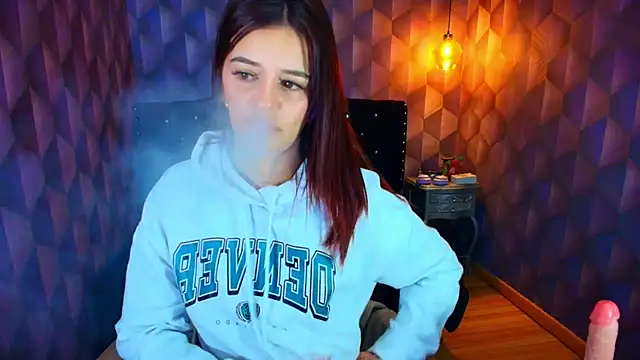 LiaHarryisのライブXXXチャット