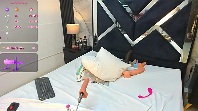 VanessaHard_as 即時 XXX 聊天