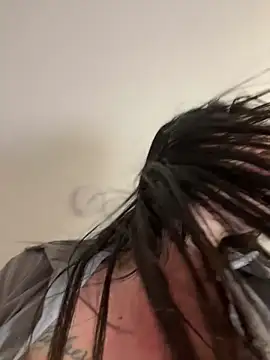 Emmily_19 Obrolan Langsung XXX