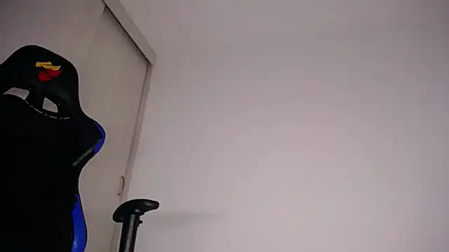 MAXJONES_2 Live XXX Chat