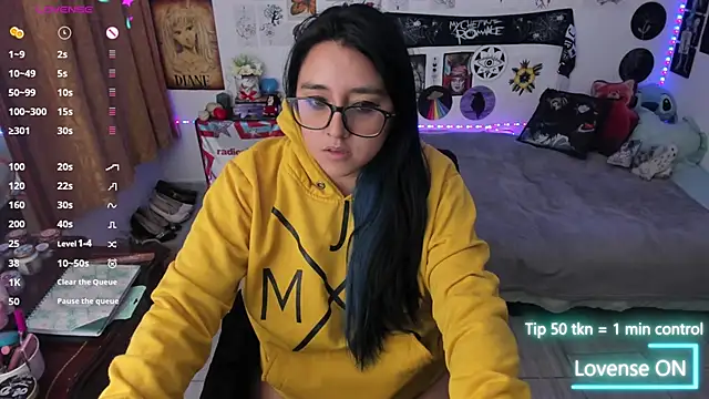 Chat XXX en directo de Cherry_blush_