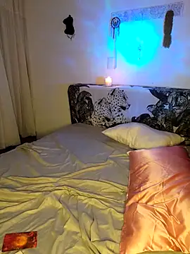 laurent369_: онлайн-секс-чат