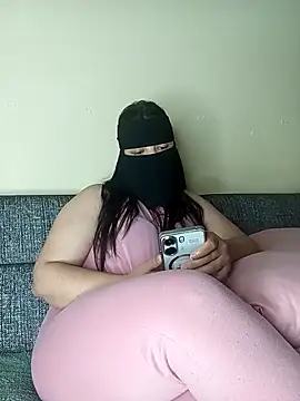 LONA-_- Adlı Modelin Canlı XXX Sohbeti