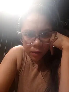 Aila_Phone লাইভ XXX চ্যাট