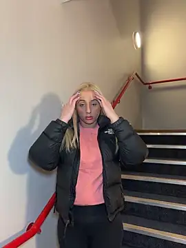 Strongqueen: вебкам-шоу