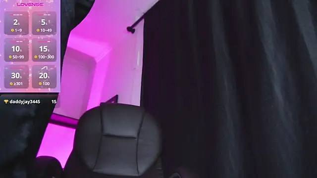 littlee_red: онлайн-секс-чат