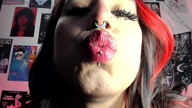 Lexxxxx_n Webbikameraesitys