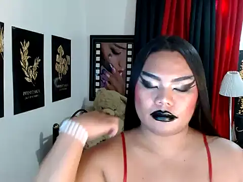 TSbrianaHugeCock webcam show