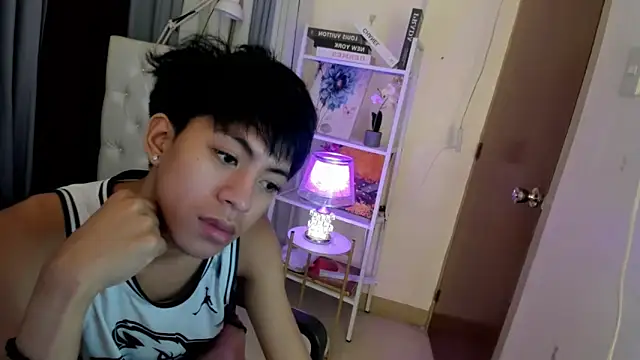 davincihugecock Chat XXX in diretta