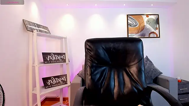 Czat XXX na żywo – Alicee_Broownn