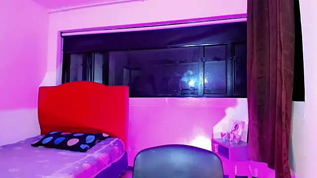 Chat XXX ao vivo de Britany_montiel