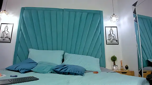 Mia_Reyesjs Live XXX Chat