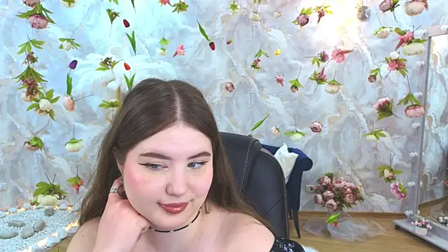 PixelGoddess Adlı Modelin Canlı XXX Sohbeti