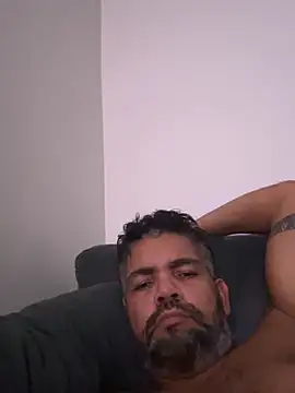 XXX chat uživo modela adgato